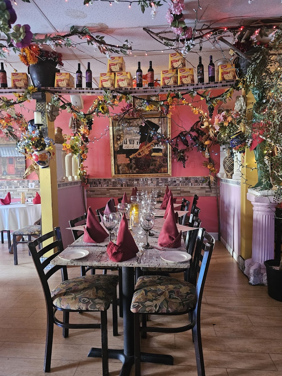 Fellini Cafe Bryn Mawr Photos 2